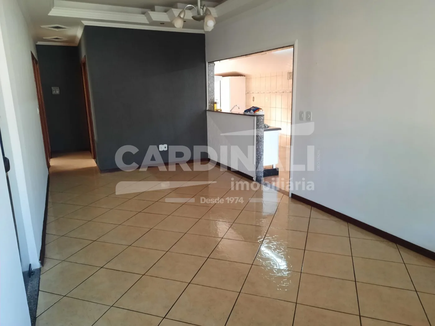 Comprar Casa / Padr&atilde;o em Araraquara R$ 250.000,00 - Foto 3