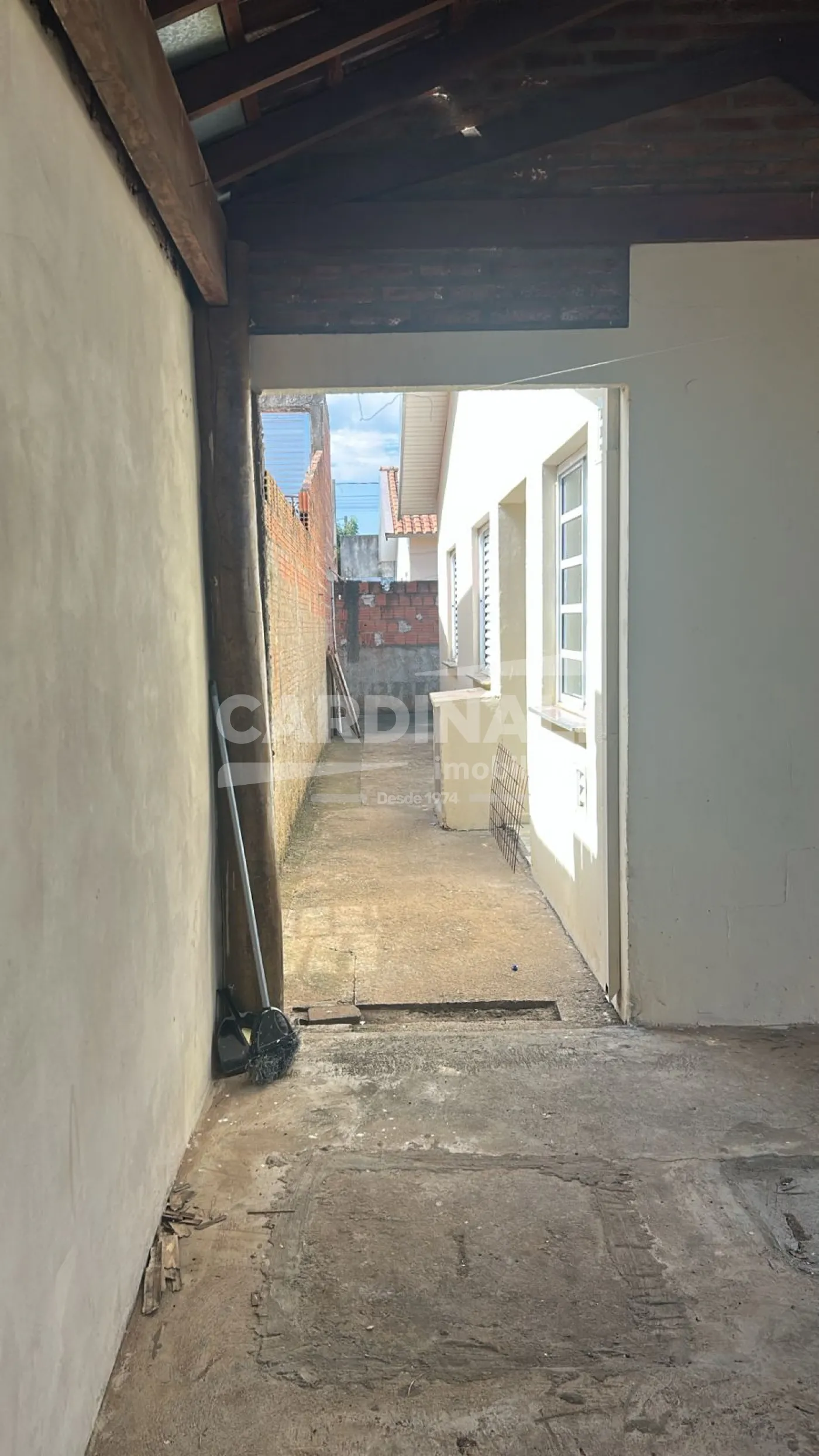 Casa / Padr&atilde;o em Ibat&eacute; Alugar por R$1.000,00
