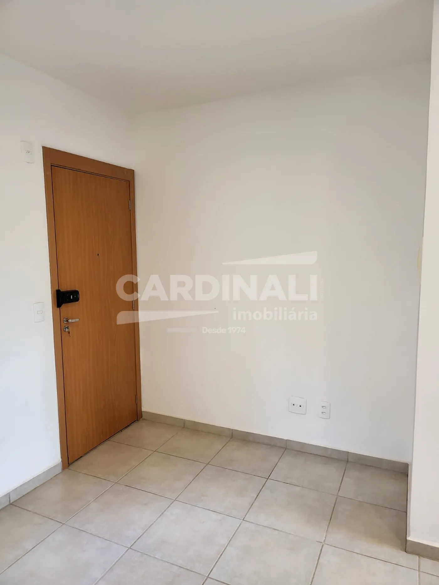 Comprar Apartamento / Padr&atilde;o em Ribeir&atilde;o Preto R$ 180.000,00 - Foto 2