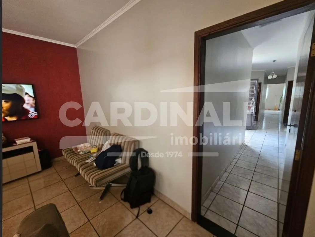 Comprar Casa / Padr&atilde;o em Araraquara R$ 398.000,00 - Foto 5