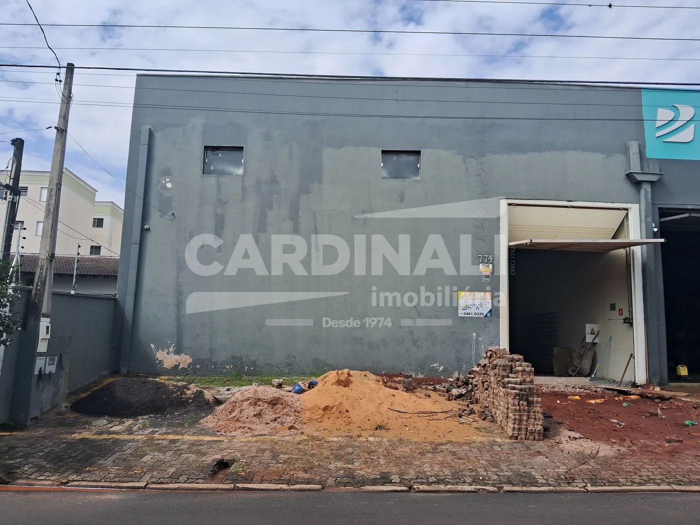 Alugar Comercial / Barrac&atilde;o em Araraquara R$ 8.000,00 - Foto 1