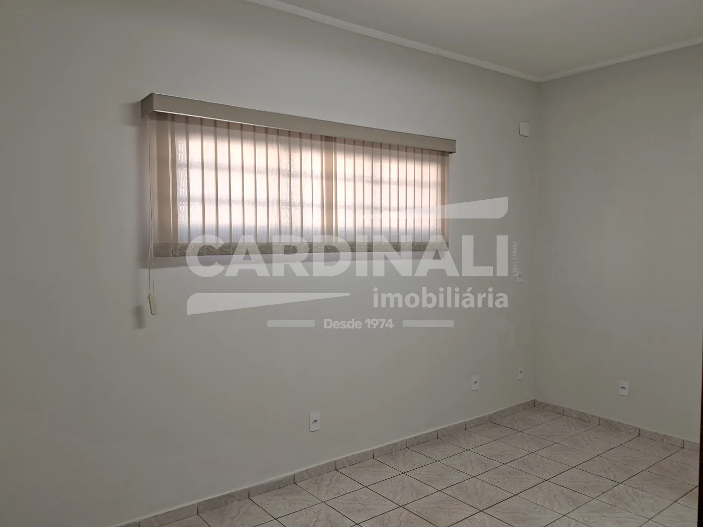 Alugar Comercial / Sala em Araraquara R$ 1.400,00 - Foto 1