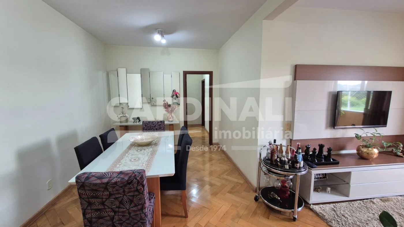 Comprar Apartamento / Padr&atilde;o em Araraquara R$ 400.000,00 - Foto 3