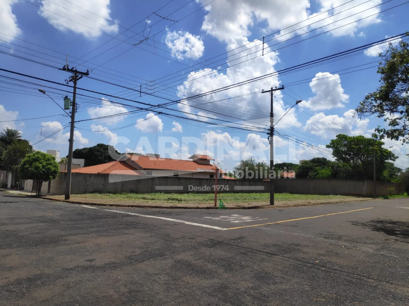 Terreno / Padr&atilde;o em Araraquara , Comprar por R$290.000,00