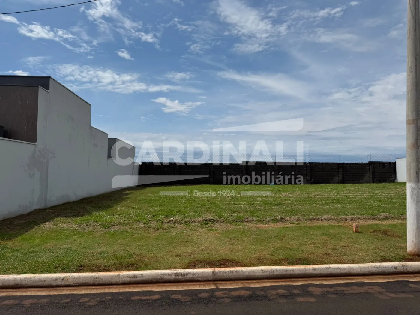 Terreno / Condom&iacute;nio em S&atilde;o Carlos 