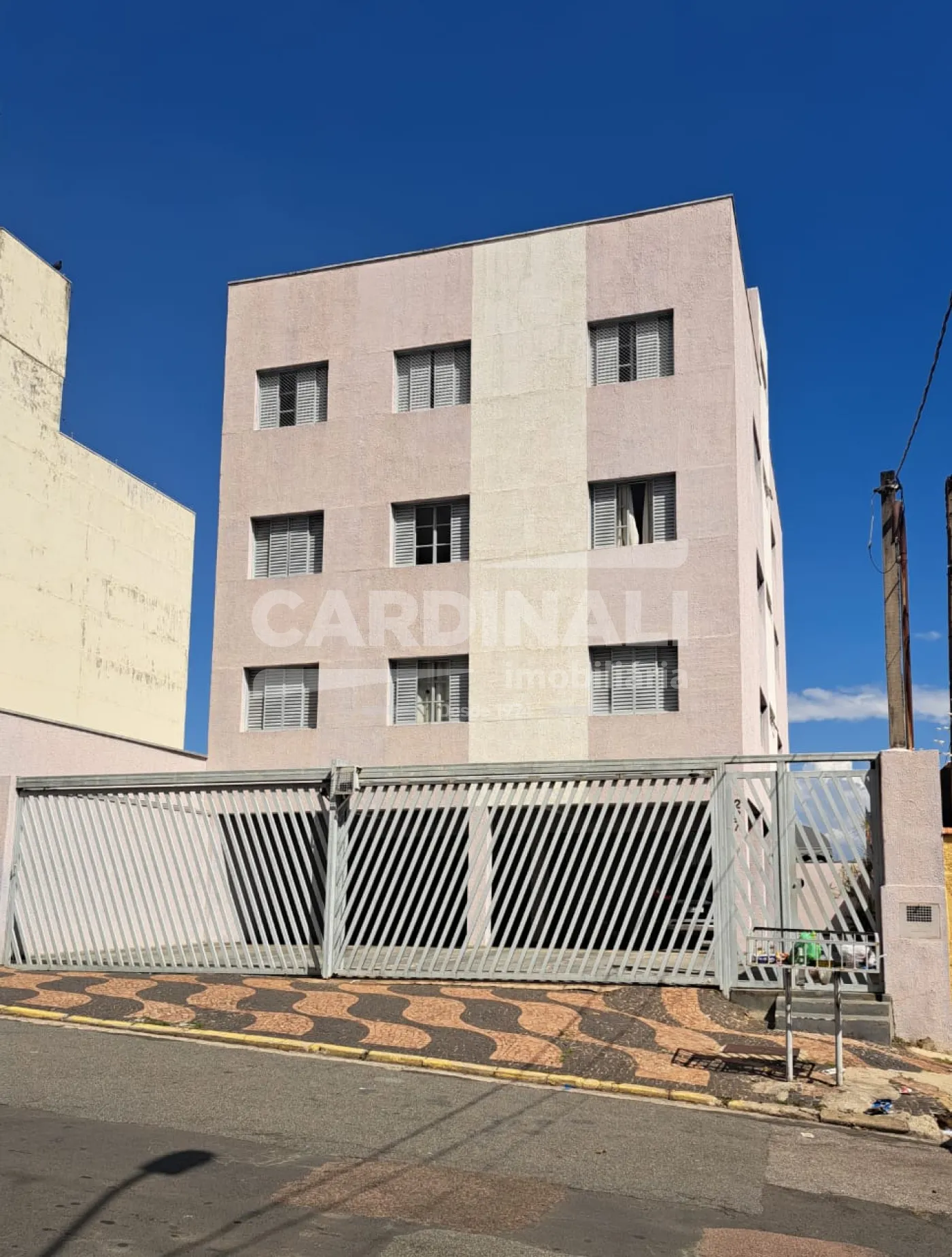 Apartamento / Padr&atilde;o em Campinas , Comprar por R$320.000,00