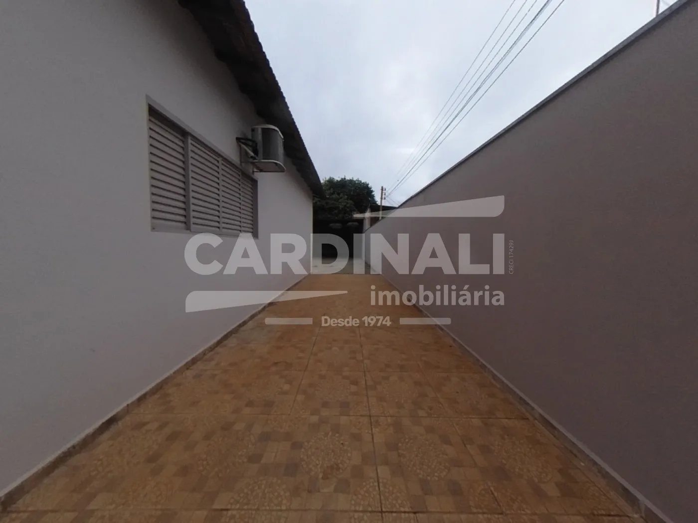 Casa / Padr&atilde;o em S&atilde;o Carlos Alugar por R$3.000,00