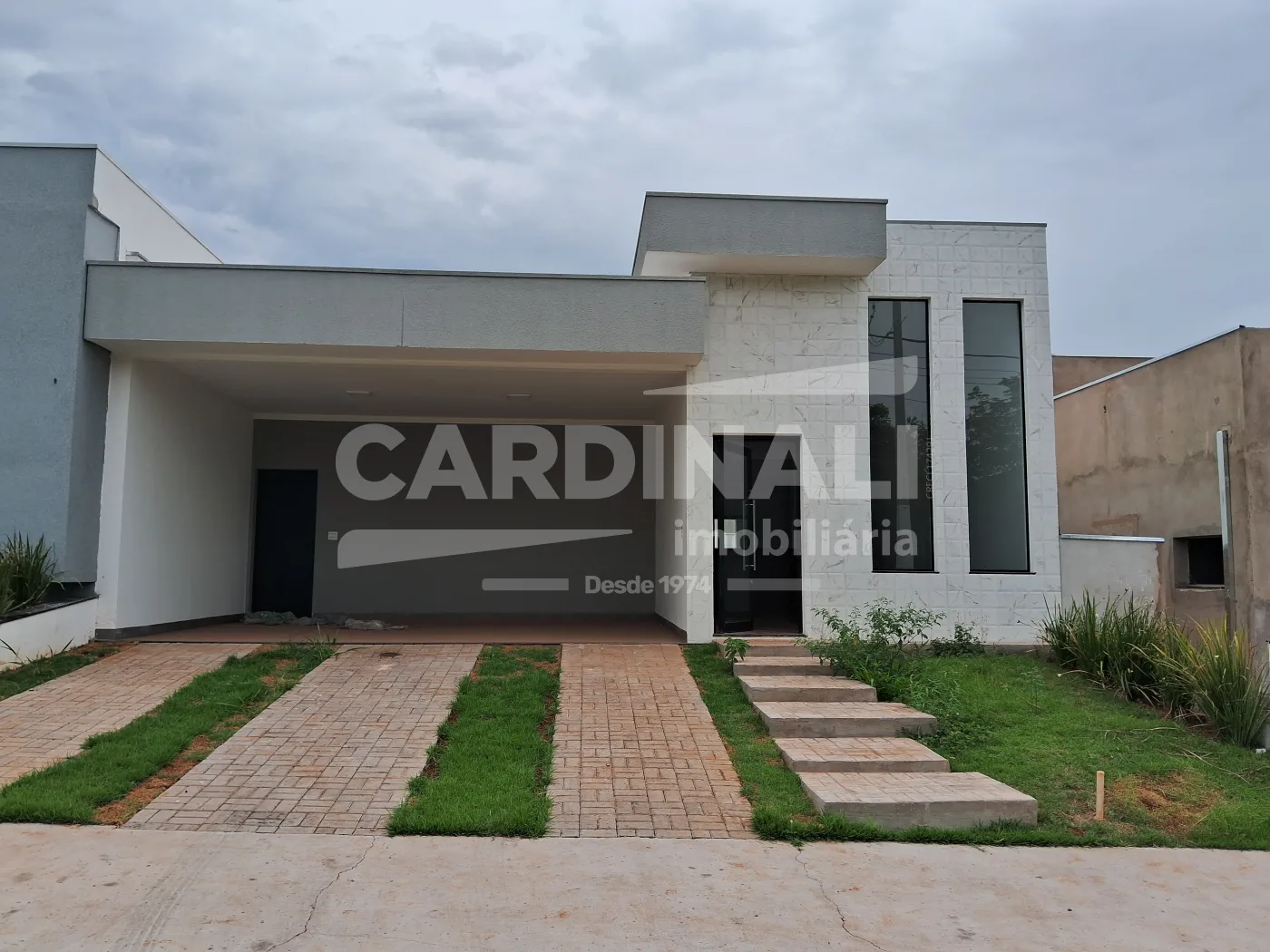 Alugar Casa / Condom&iacute;nio em Araraquara R$ 5.000,00 - Foto 1