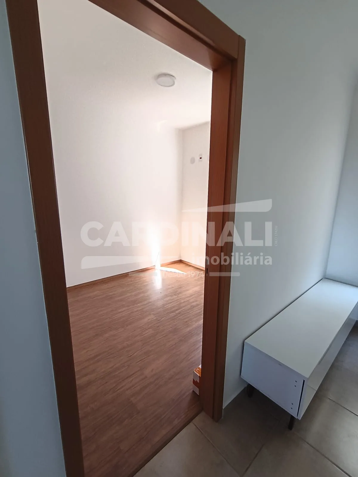 Comprar Apartamento / Padr&atilde;o em Araraquara R$ 170.000,00 - Foto 2