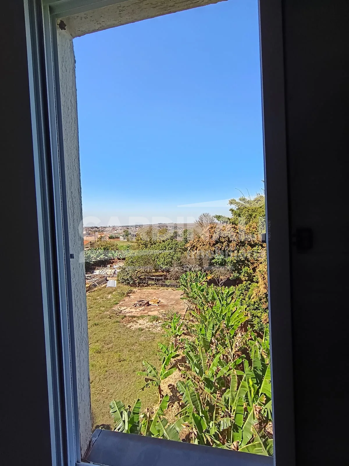 Comprar Apartamento / Padr&atilde;o em Araraquara R$ 170.000,00 - Foto 4