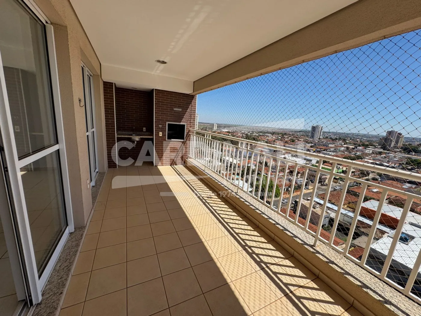 Comprar Apartamento / Padr&atilde;o em Araraquara R$ 660.000,00 - Foto 4