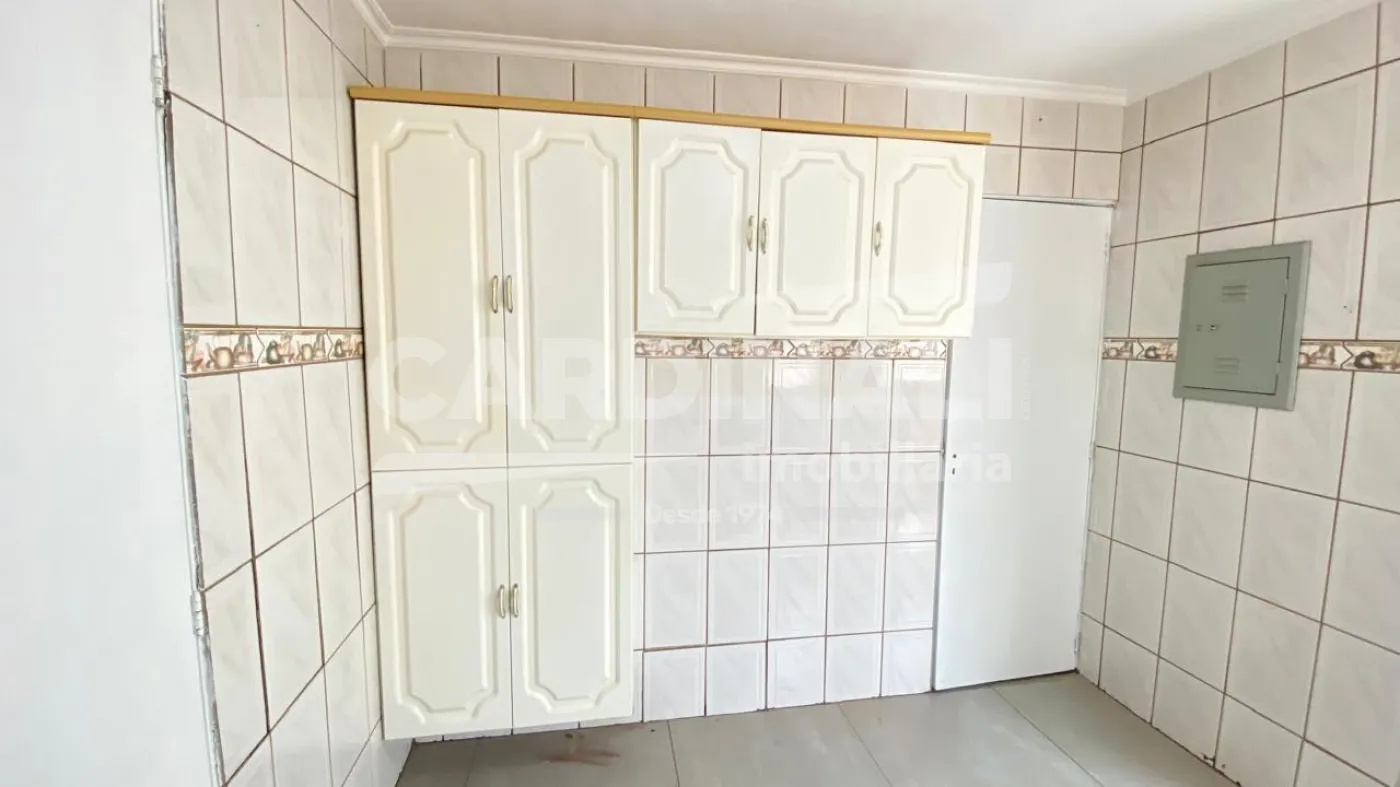 Alugar Apartamento / Padr&atilde;o em ribeir&atilde;o preto R$ 1.750,00 - Foto 5