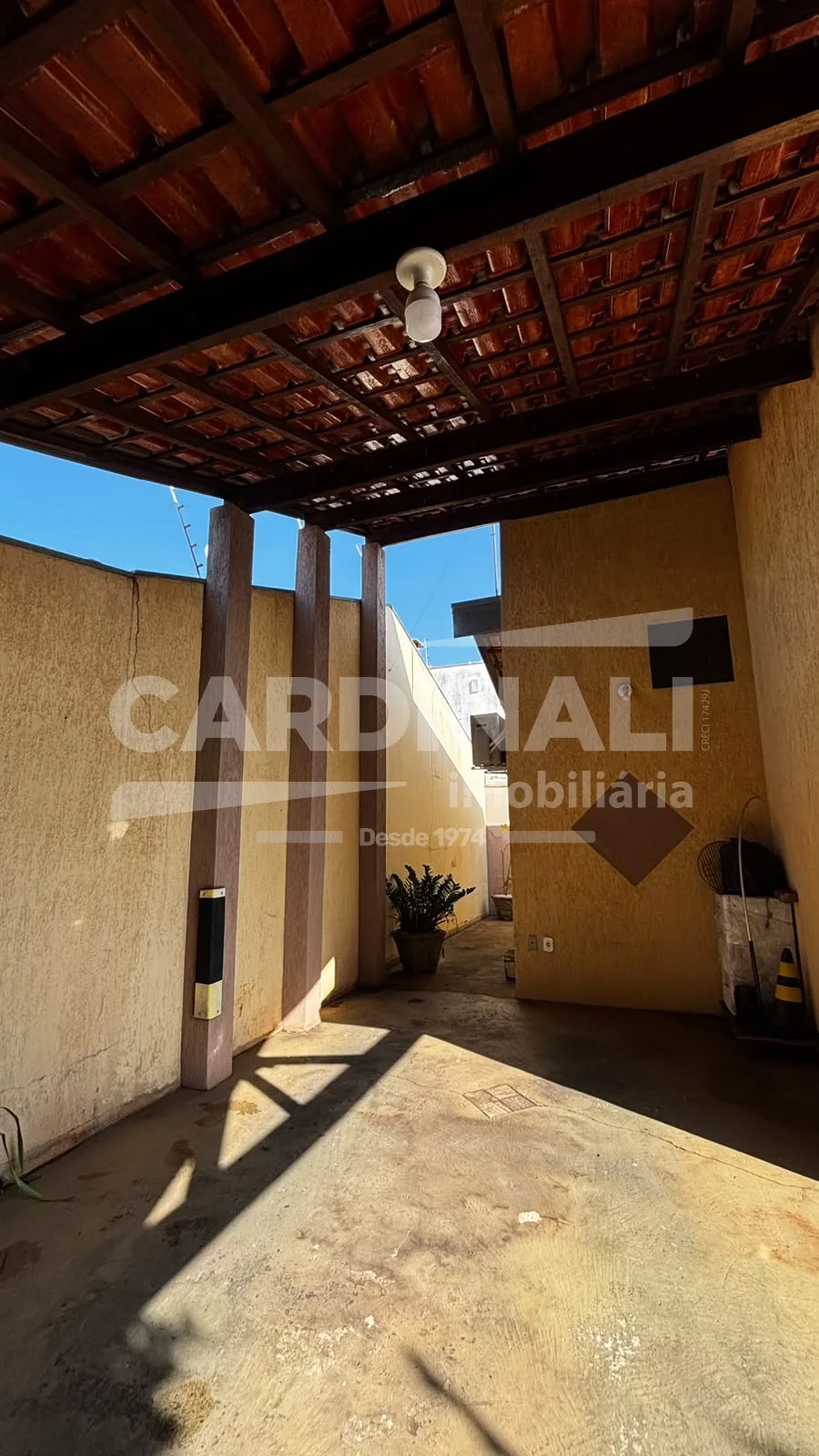 Comprar Casa / Padr&atilde;o em Araraquara R$ 320.000,00 - Foto 2