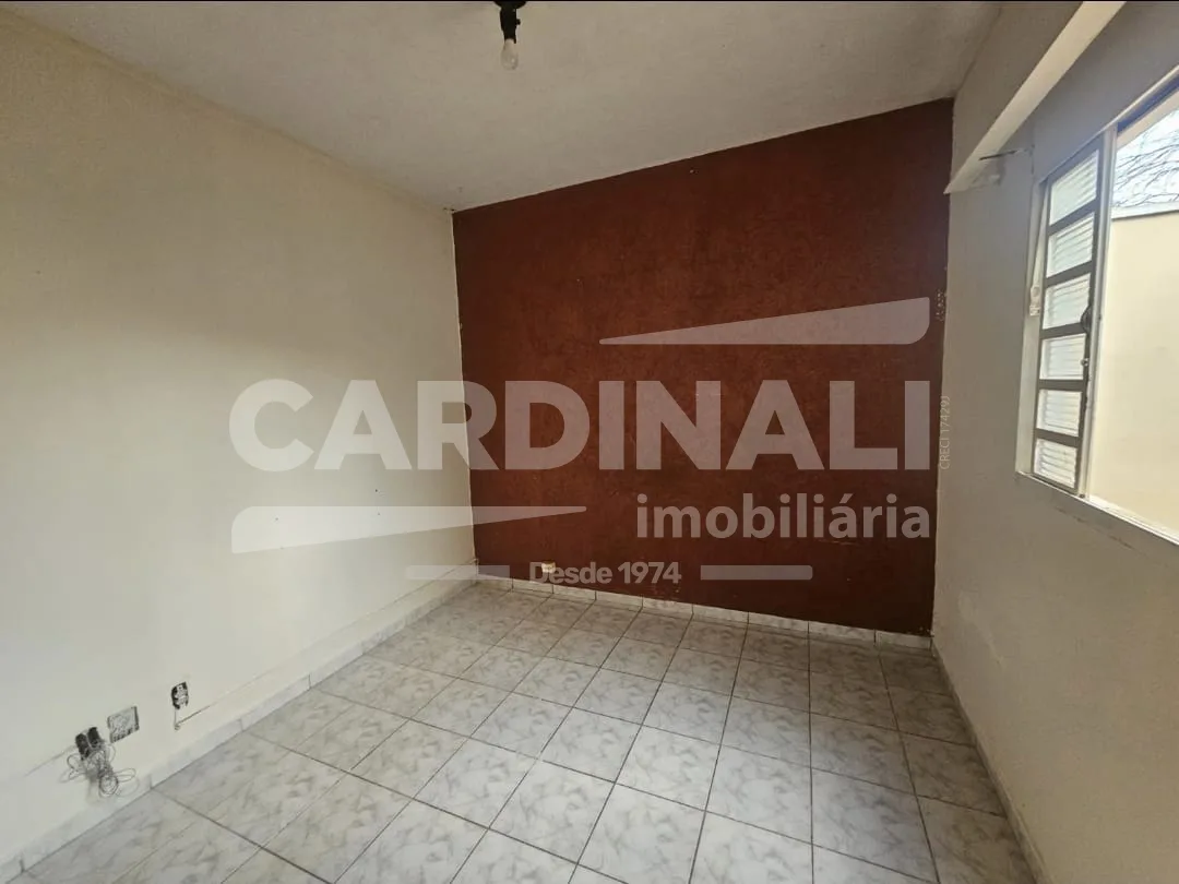 Comprar Casa / Padr&atilde;o em Araraquara R$ 260.000,00 - Foto 2