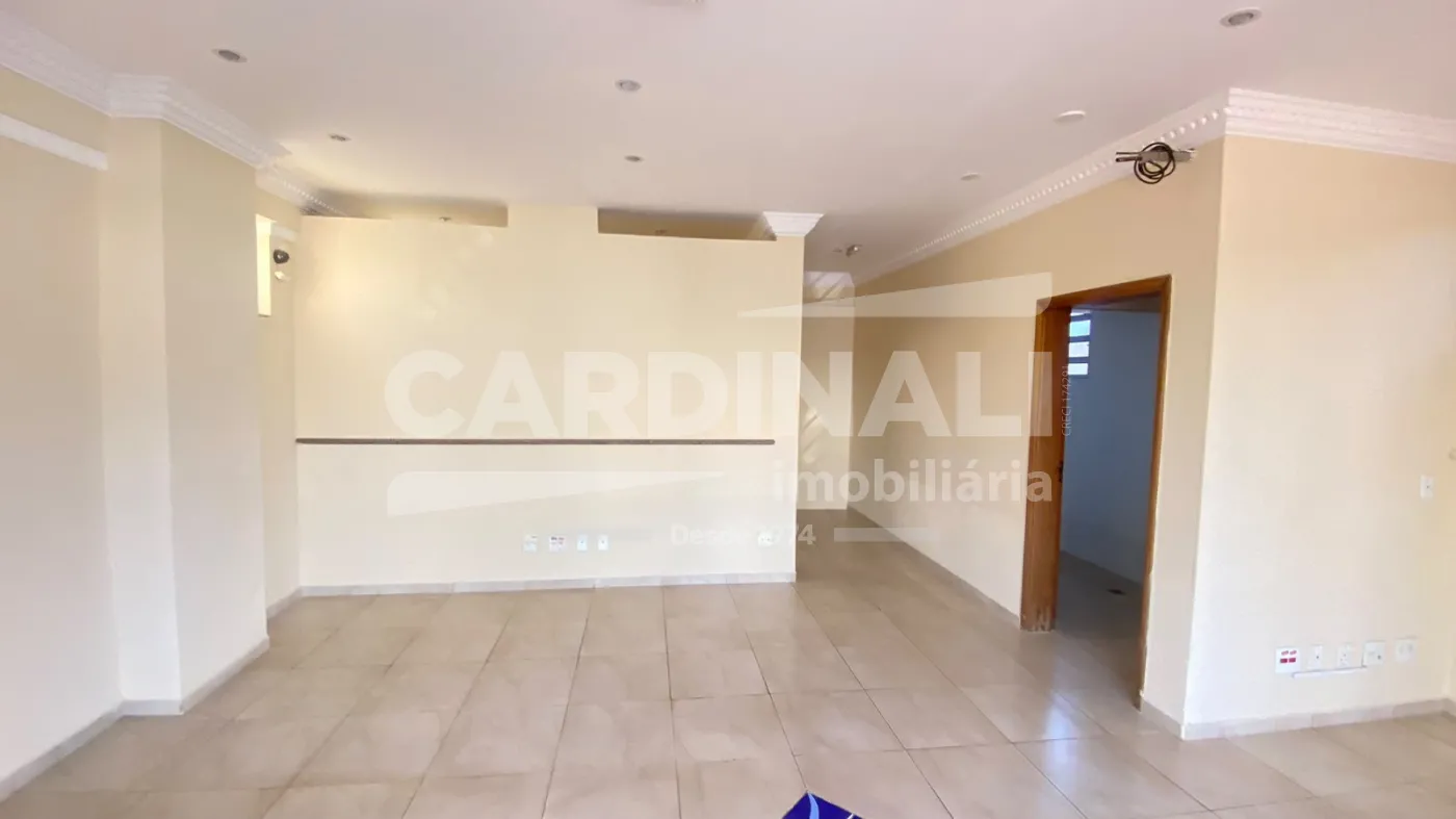 Alugar Comercial / Padr&atilde;o em Atibaia R$ 2.500,00 - Foto 6
