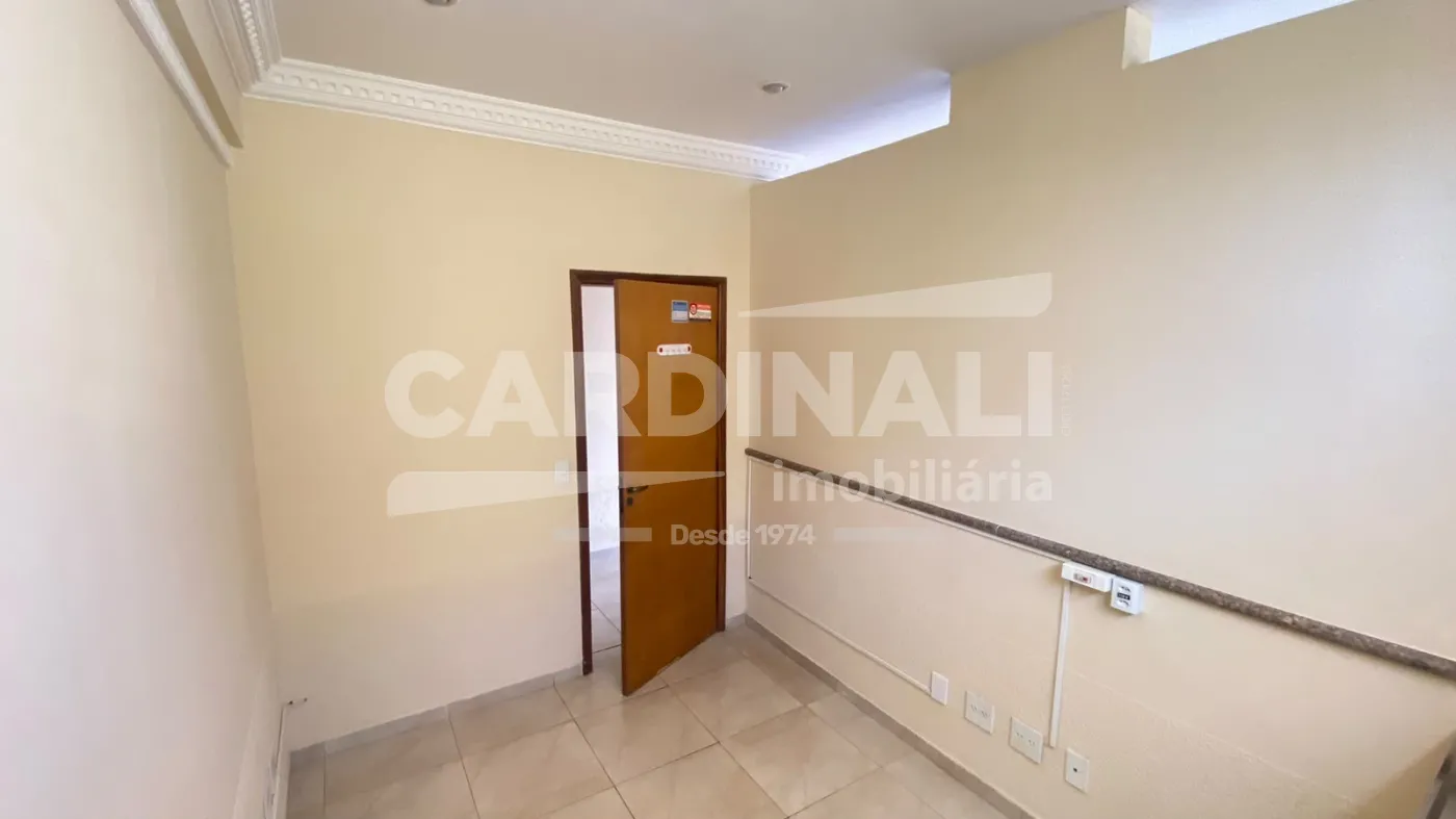 Alugar Comercial / Padr&atilde;o em Atibaia R$ 2.500,00 - Foto 7