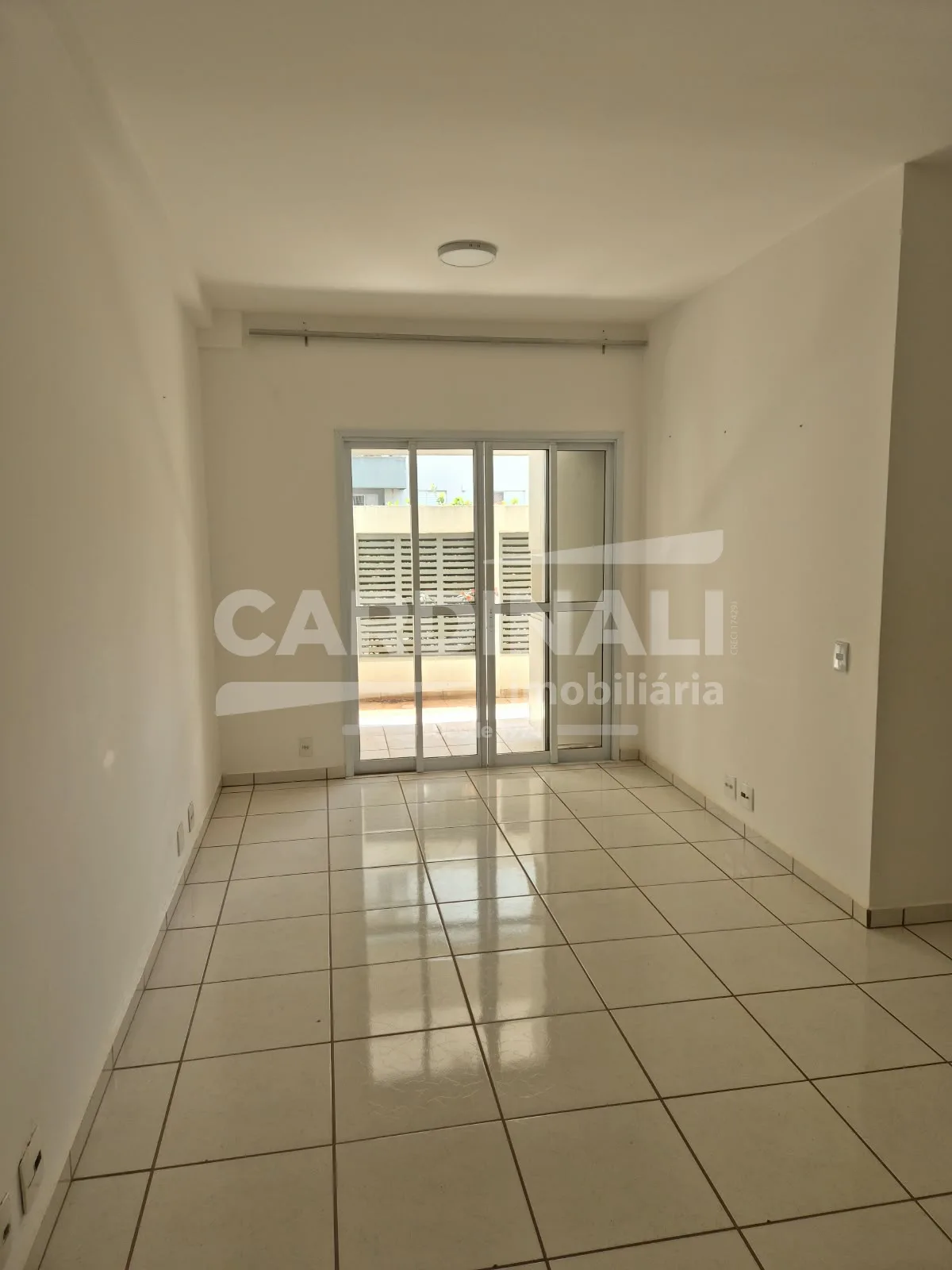 Comprar Apartamento / Padr&atilde;o em Araraquara R$ 330.000,00 - Foto 2