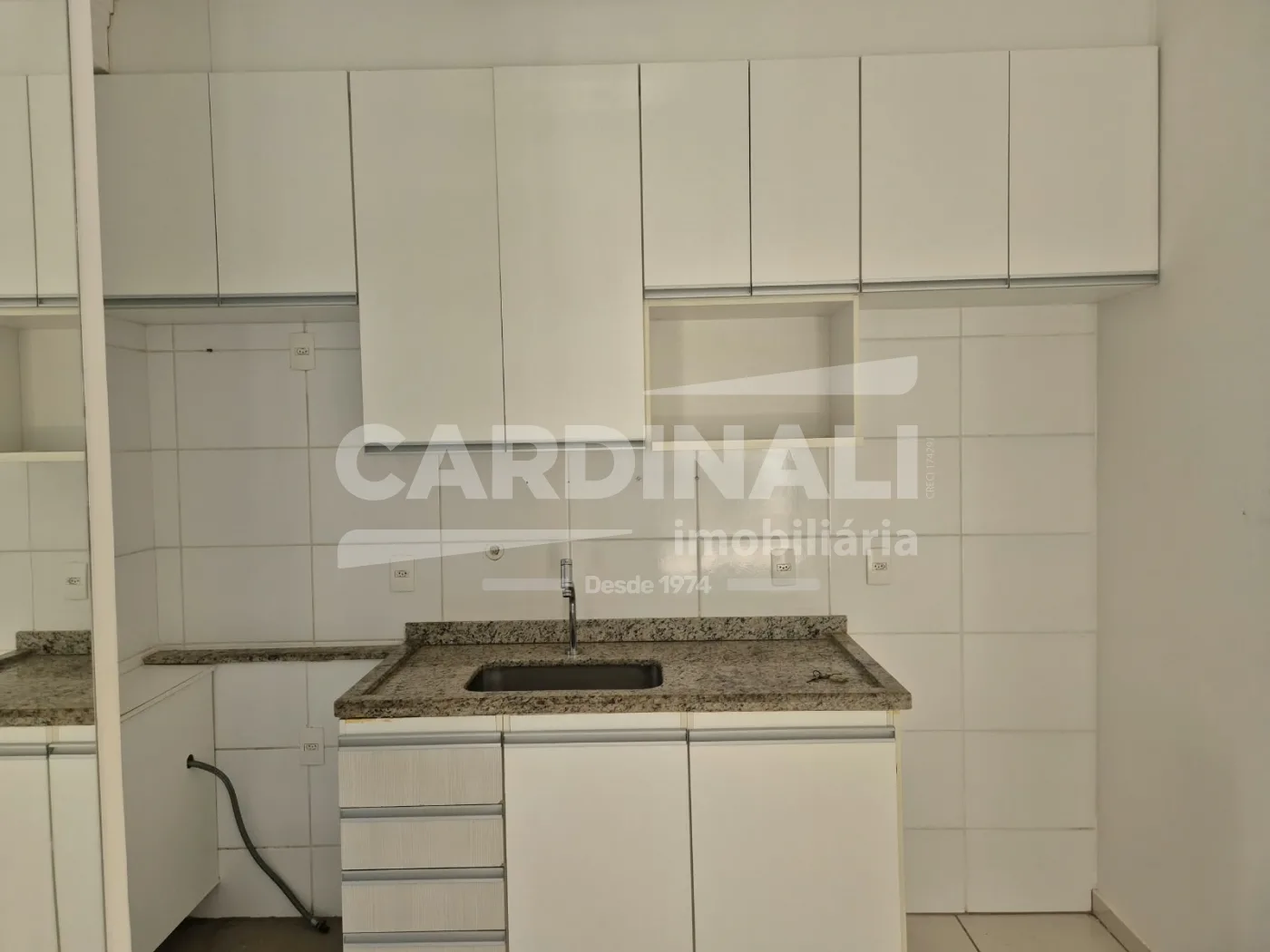 Comprar Apartamento / Padr&atilde;o em Araraquara R$ 330.000,00 - Foto 4