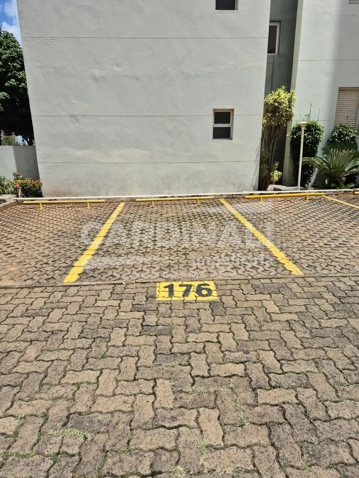 Comprar Apartamento / Padr&atilde;o em Araraquara R$ 330.000,00 - Foto 25