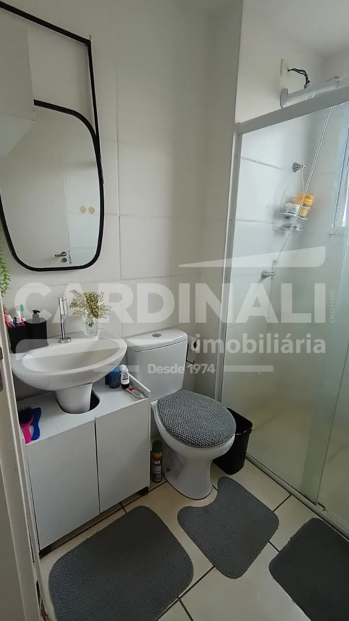 Comprar Apartamento / Padr&atilde;o em Araraquara R$ 180.000,00 - Foto 10