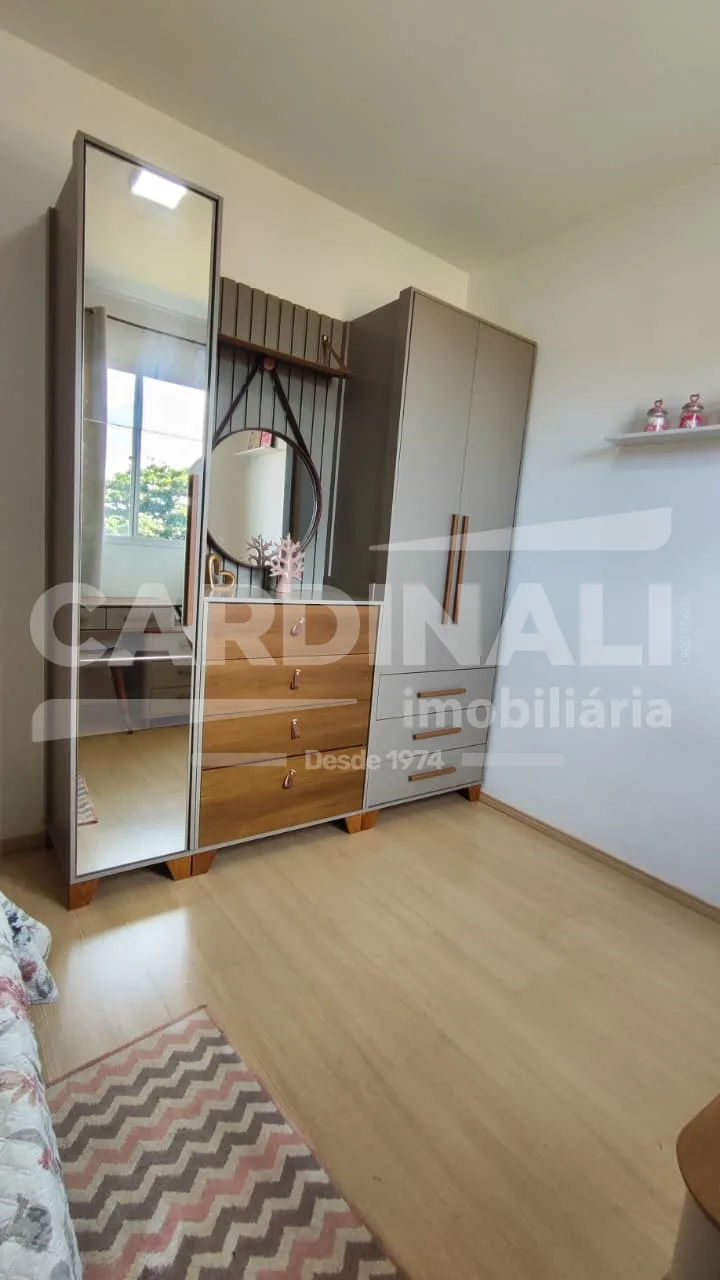 Comprar Apartamento / Padr&atilde;o em Araraquara R$ 250.000,00 - Foto 10