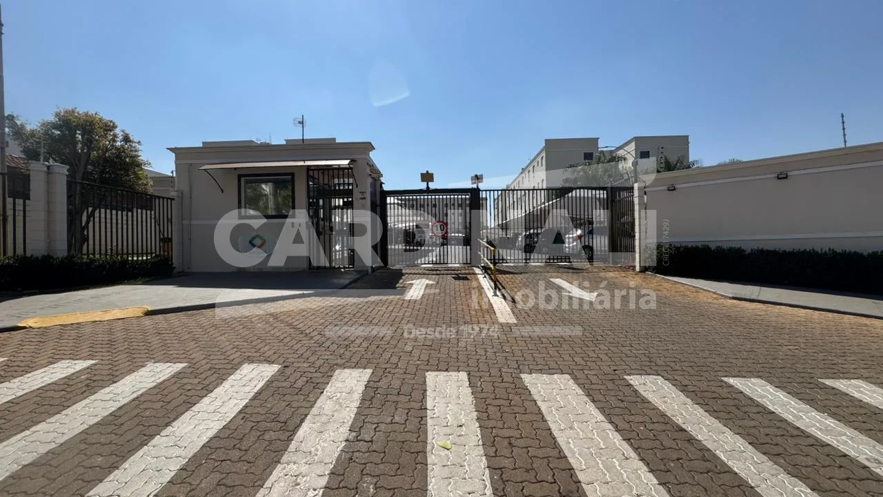 Apartamento / Padr&atilde;o em Araraquara , Comprar por R$160.000,00