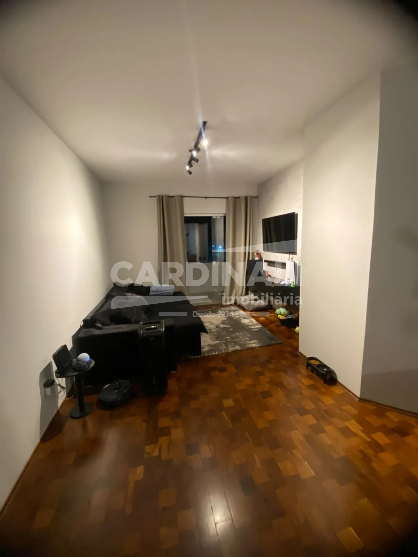 Apartamento / Padr&atilde;o em S&atilde;o Carlos , Comprar por R$360.000,00