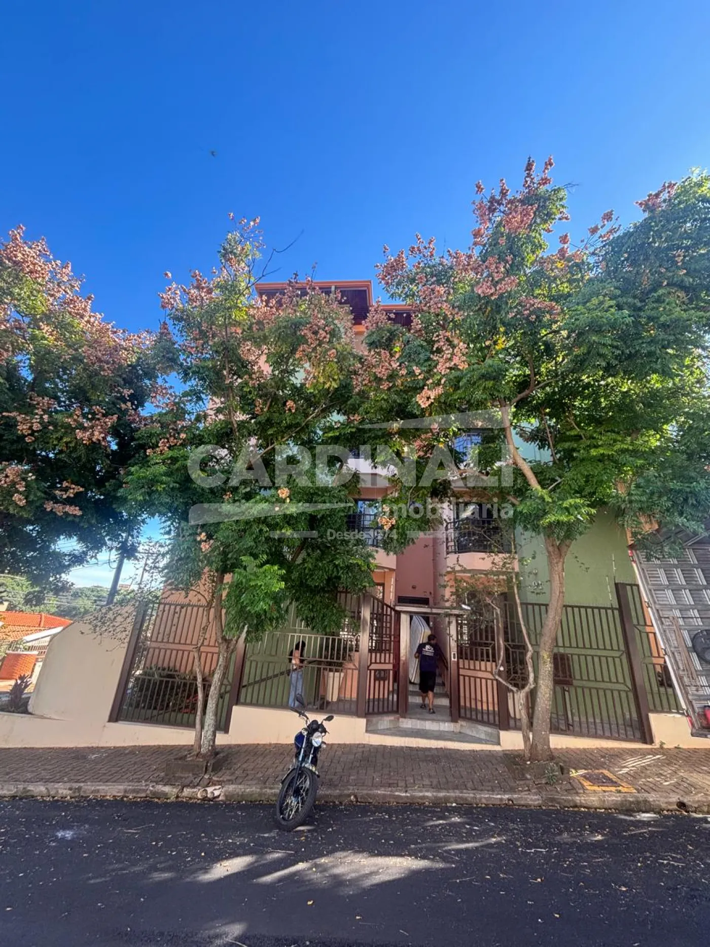 Apartamento / Padr&atilde;o em S&atilde;o Carlos 