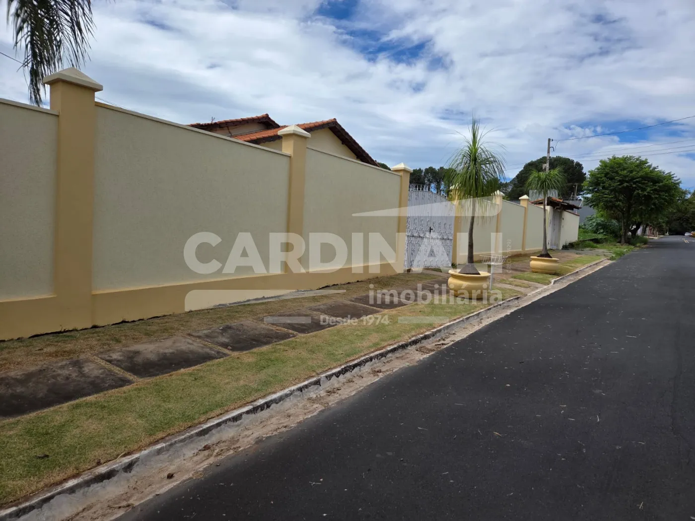 Casa / Condom&iacute;nio em S&atilde;o Carlos Alugar por R$6.200,00