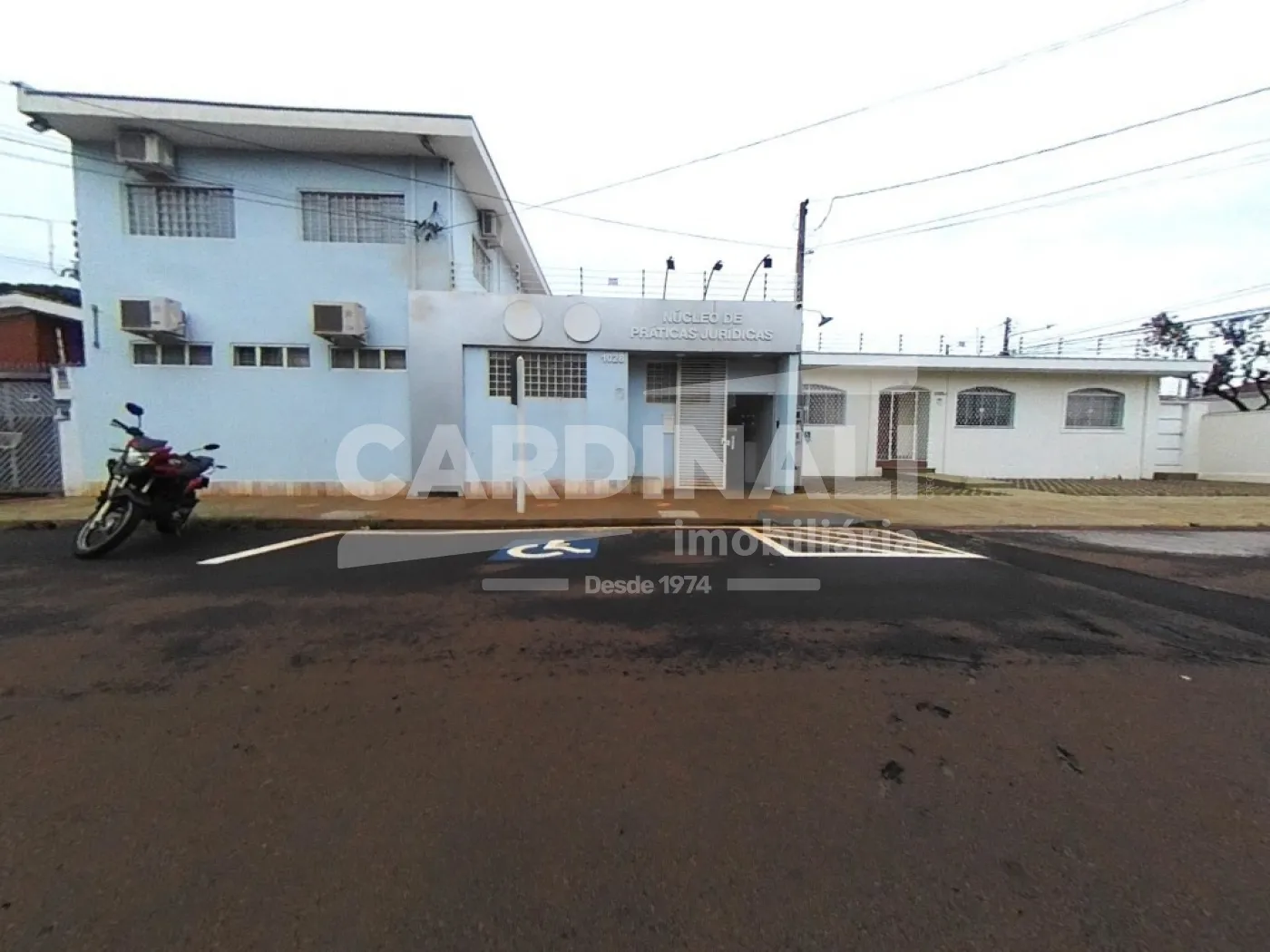 Comercial / Sala em S&atilde;o Carlos Alugar por R$4.600,00