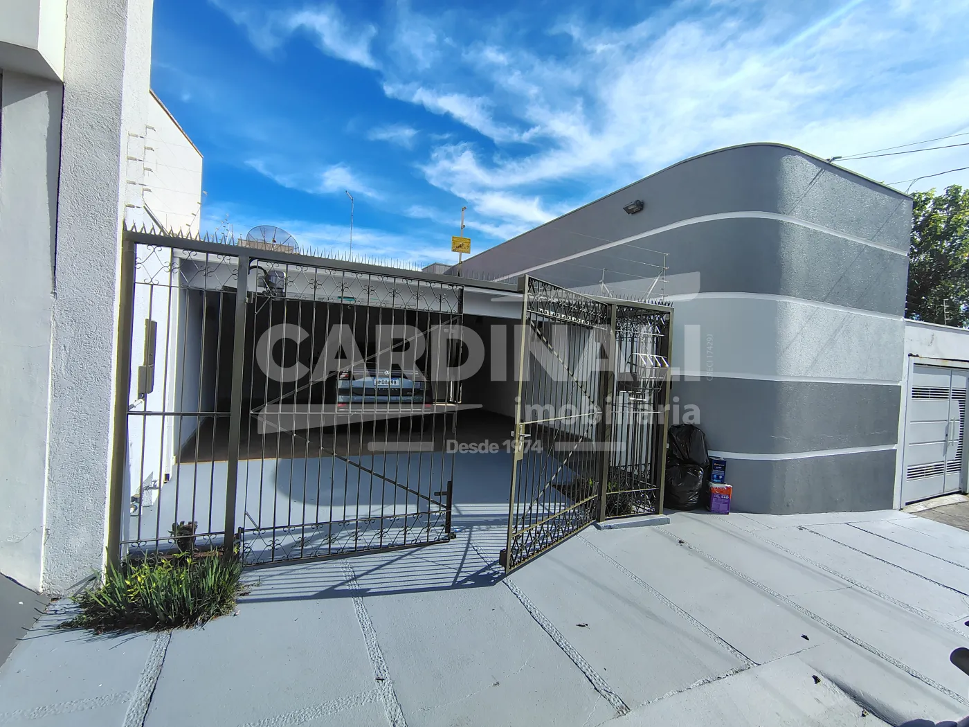 Casa / Padr&atilde;o em S&atilde;o Carlos Alugar por R$3.224,00