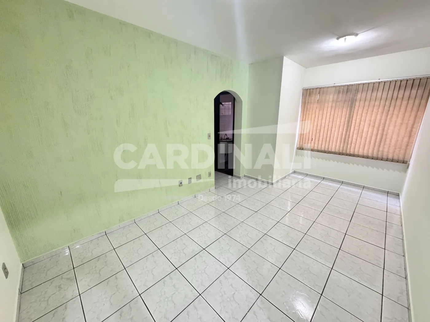 Alugar Apartamento / Padr&atilde;o em S&atilde;o Carlos R$ 1.334,00 - Foto 5