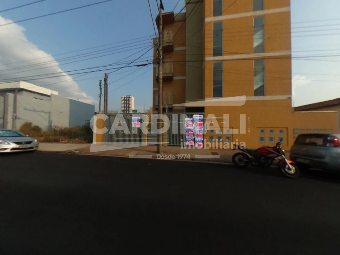 Apartamento / Padr&atilde;o em S&atilde;o Carlos Alugar por R$1.300,00