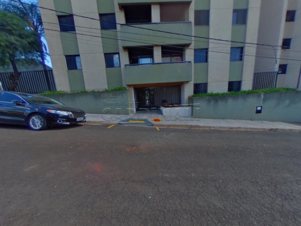 Alugar Apartamento / Padr&atilde;o em S&atilde;o Carlos R$ 1.500,00 - Foto 20