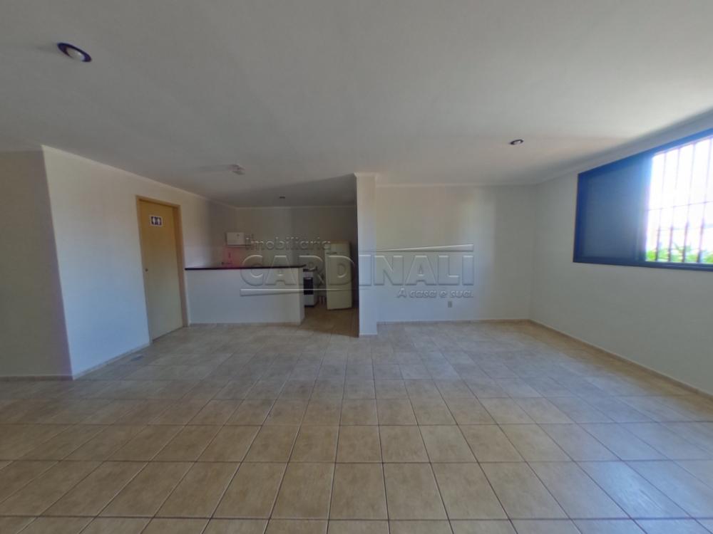Alugar Apartamento / Padr&atilde;o em S&atilde;o Carlos R$ 1.500,00 - Foto 23