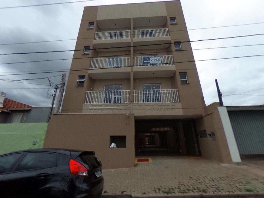 Alugar Apartamento / Padr&atilde;o em S&atilde;o Carlos R$ 1.000,00 - Foto 13