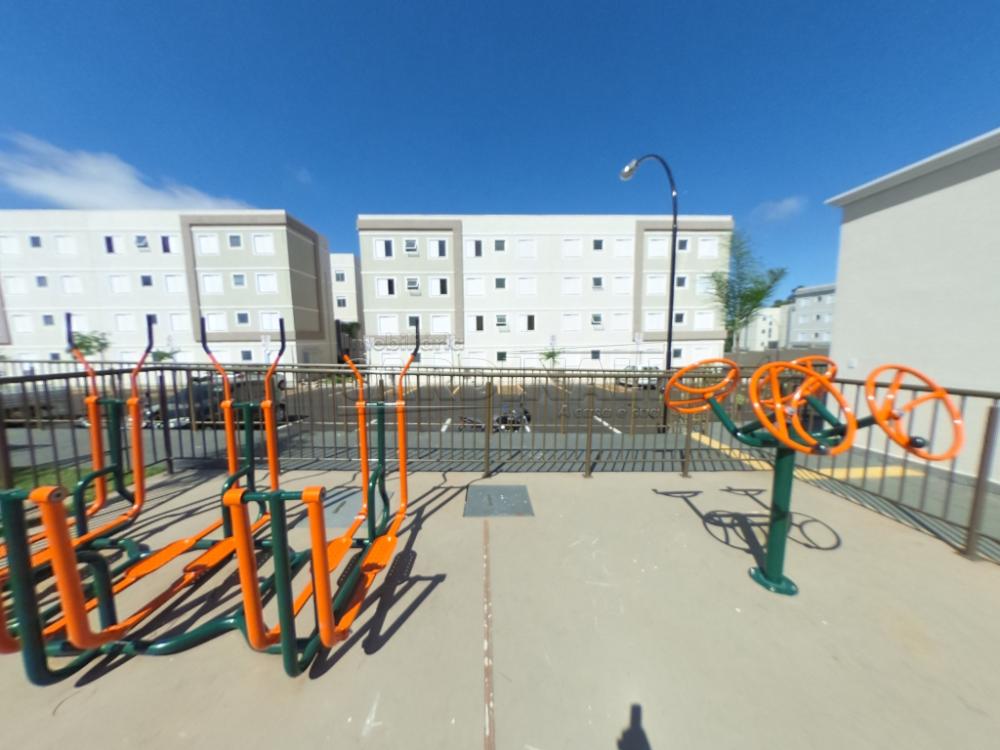 Alugar Apartamento / Padr&atilde;o em S&atilde;o Carlos R$ 1.189,00 - Foto 12