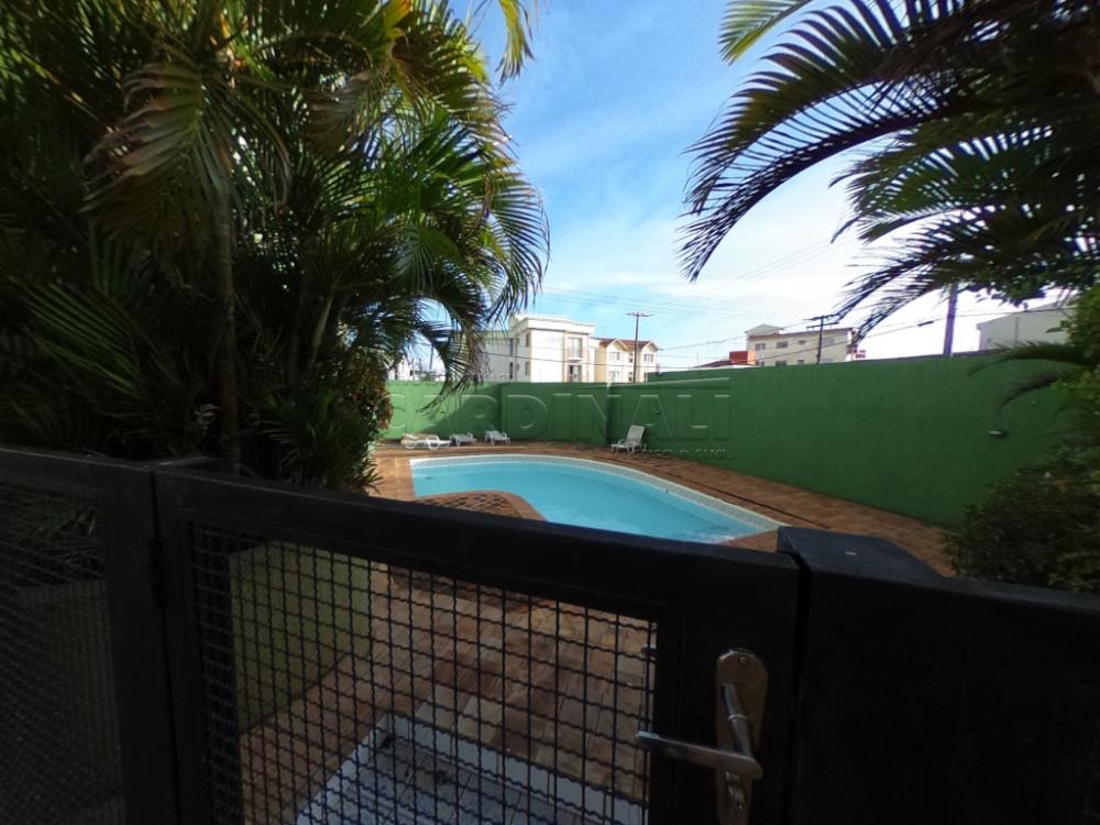 Alugar Apartamento / Padr&atilde;o em S&atilde;o Carlos R$ 612,00 - Foto 15