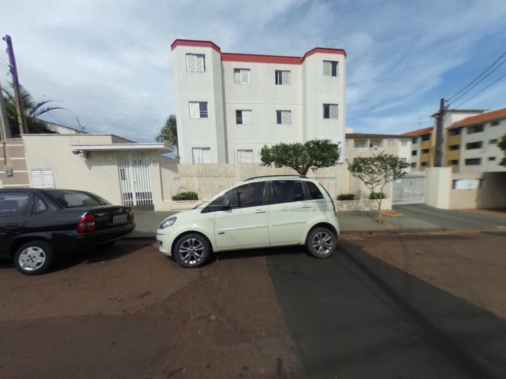 Alugar Apartamento / Padr&atilde;o em S&atilde;o Carlos R$ 1.000,00 - Foto 28