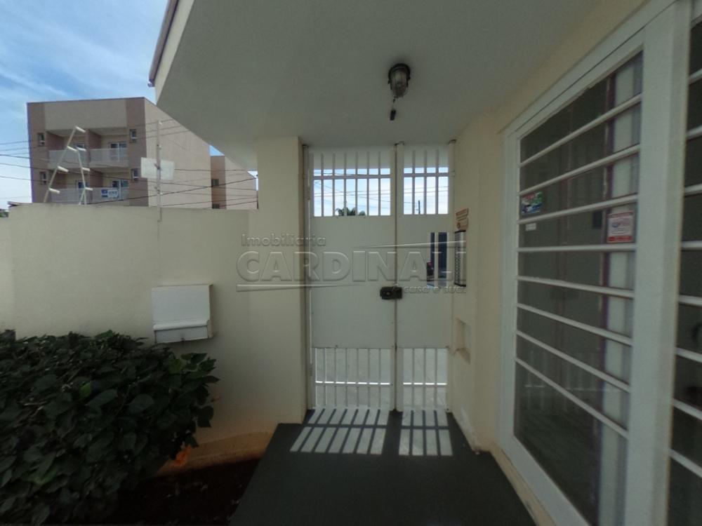 Alugar Apartamento / Padr&atilde;o em S&atilde;o Carlos R$ 1.000,00 - Foto 29