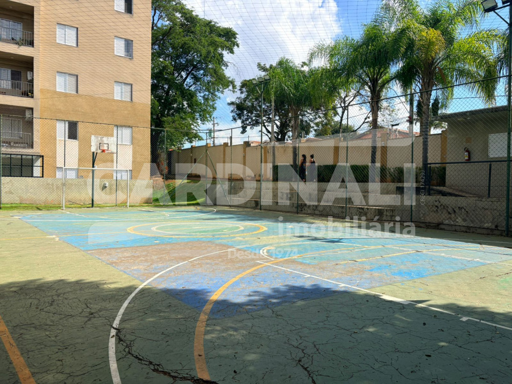 Alugar Apartamento / Padr&atilde;o em Campinas R$ 2.400,00 - Foto 47