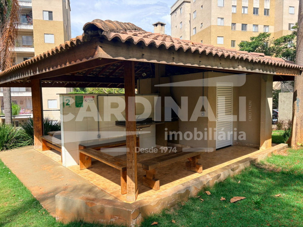 Alugar Apartamento / Padr&atilde;o em Campinas R$ 2.400,00 - Foto 34