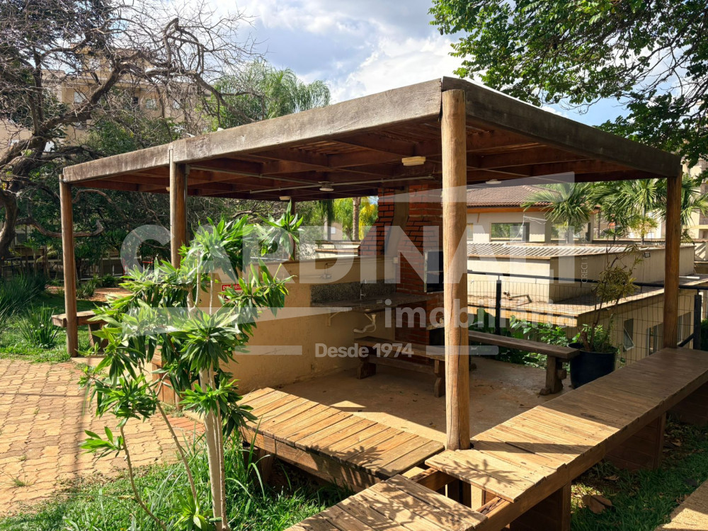 Alugar Apartamento / Padr&atilde;o em Campinas R$ 2.400,00 - Foto 42