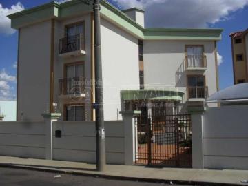Apartamento / Padr&atilde;o em S&atilde;o Carlos Alugar por R$1.667,00