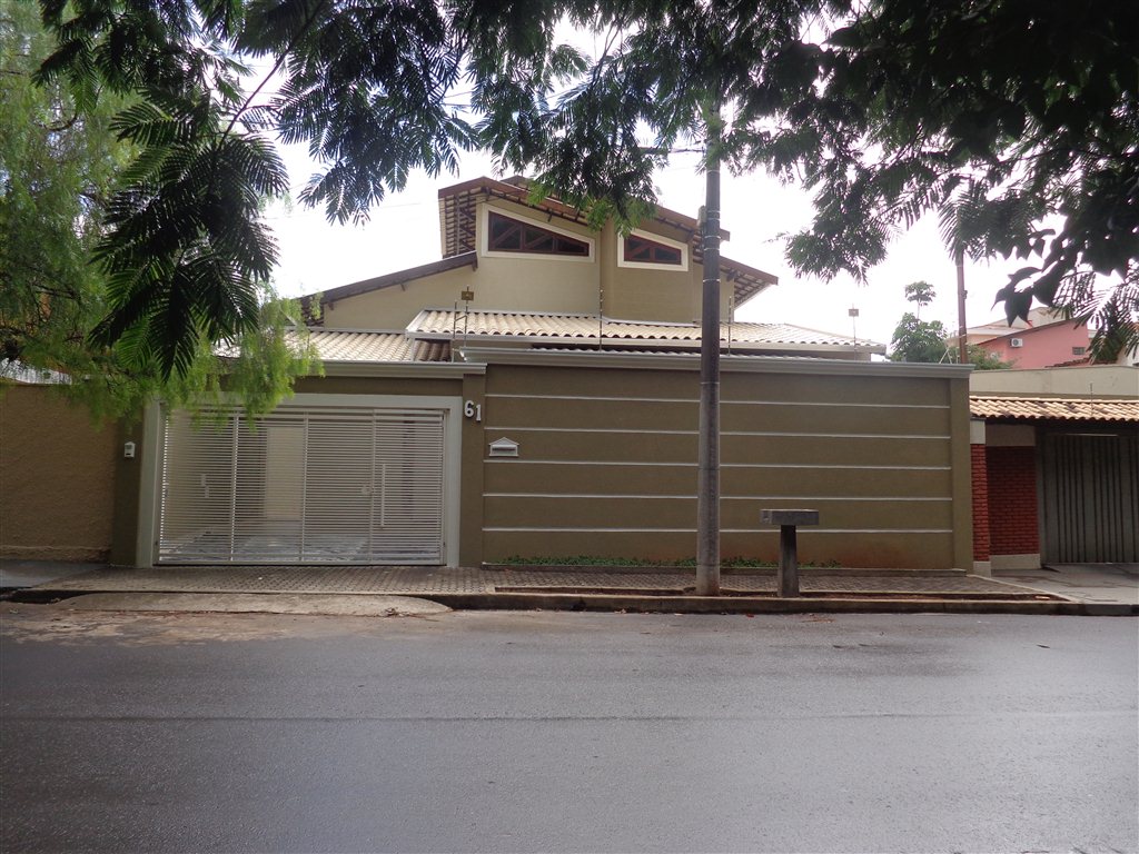 Sao Carlos Jardim Centenario Casa Locacao R$ 5.000,00 5 Dormitorios 2 Vagas Area do terreno 239.00m2 Area construida 219.00m2