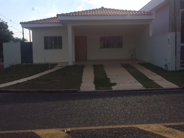Sao Carlos Bosque de Sao Carlos Casa Locacao R$ 3.200,00 Condominio R$343,93 3 Dormitorios 2 Vagas 