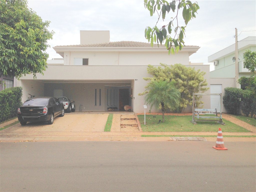 Sao Carlos Swiss Park Residencial Casa Venda R$2.000.000,00 Condominio R$450,00 4 Dormitorios 4 Vagas Area do terreno 484.00m2 Area construida 415.00m2