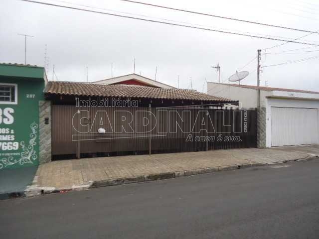 Sao Carlos Jardim Cruzeiro do Sul Casa Venda R$450.000,00 3 Dormitorios 3 Vagas Area do terreno 308.00m2 Area construida 220.00m2