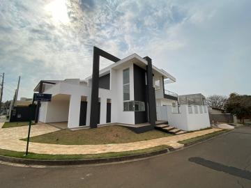 Sao Carlos Residencial Eldorado Casa Locacao R$ 6.112,00 Condominio R$500,00 3 Dormitorios 4 Vagas Area do terreno 321.70m2 Area construida 220.00m2