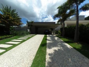 Araraquara Res. Portal dos Oitis Casa Venda R$2.700.000,00 Condominio R$700,00 3 Dormitorios 4 Vagas Area do terreno 619.71m2 Area construida 372.69m2